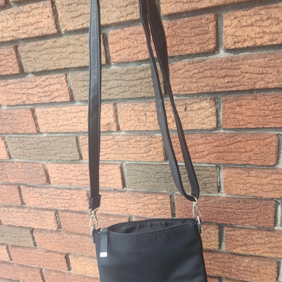 Women Calvin klein crossbody bag - Picture 8 of 9